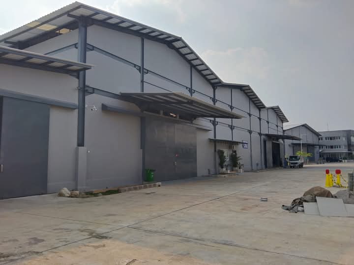 WhatsApp Image 2025-10-07 at 15.56.43